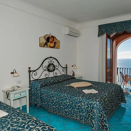 Hotel Il Gabbiano Positano Chambre photo